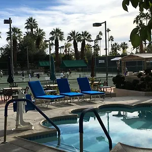 Getaways At Tennis Club Hotel Palm Springs